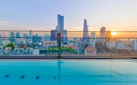 Winsuites Saigon Hotel